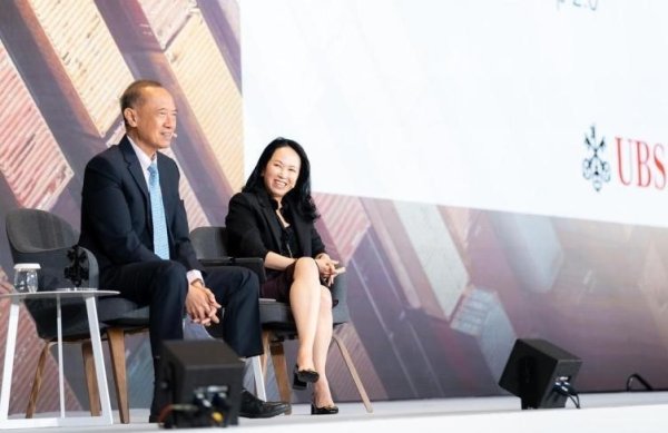 乐牛配资 川普怕是真要急了！关键时刻新加坡表态选边站队，向中方喊出一句话，背后原因令人振奋