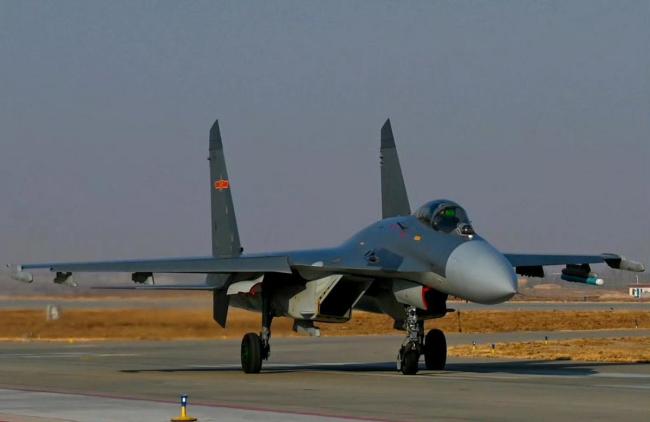 歼11挂载“激光武器”是干啥用的 未来空战新防御手段